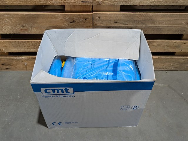 Partij wegwerp-isolatieschorten, cmt, isolation gowns (non-woven), incl. partij ringbanden - afbeelding 8 van  11
