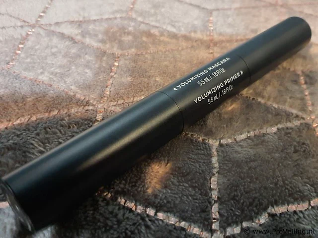 Partij wenkbrauw- en oogmake-up bestaande uit o.a. revitalash hi-def wenkbrauwgel brow gel - afbeelding 9 van  14