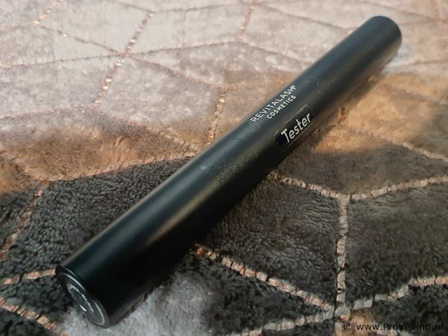 Partij wenkbrauw- en oogmake-up bestaande uit o.a. revitalash hi-def wenkbrauwgel brow gel - afbeelding 10 van  14