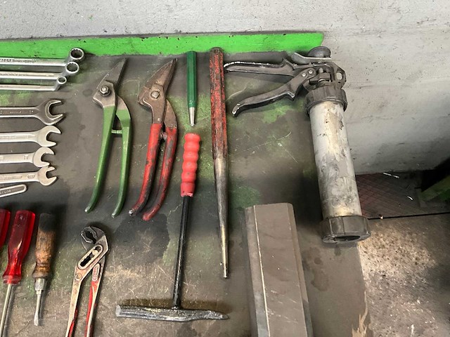 Partij werkbankgereedschap - afbeelding 2 van  8