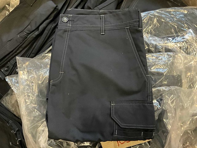 Partij werkbroeken (circa 100 stuks) - afbeelding 4 van  5