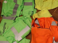 Partij werkkleding bestaande uit o.a. werkjassen & hesjes - afbeelding 5 van  7