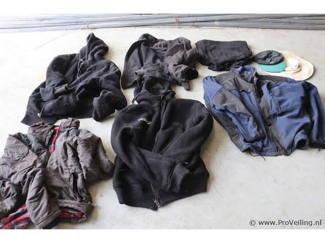 Partij werkkleding, diverse maten - afbeelding 1 van  6