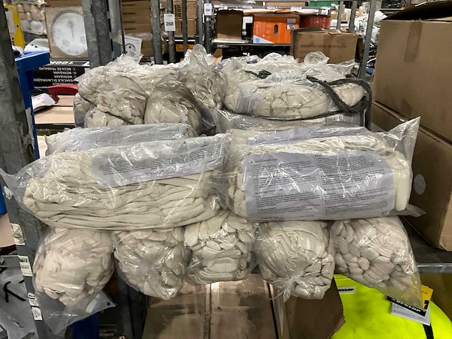 Partij werkkleding en handschoenen - afbeelding 2 van  6