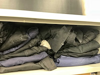 Partij werkkleding en pbm met kast - afbeelding 7 van  8
