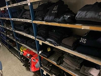 Partij werkkleding en schoenen - afbeelding 12 van  26