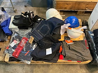 Partij werkkleding en toebehoren - afbeelding 1 van  6