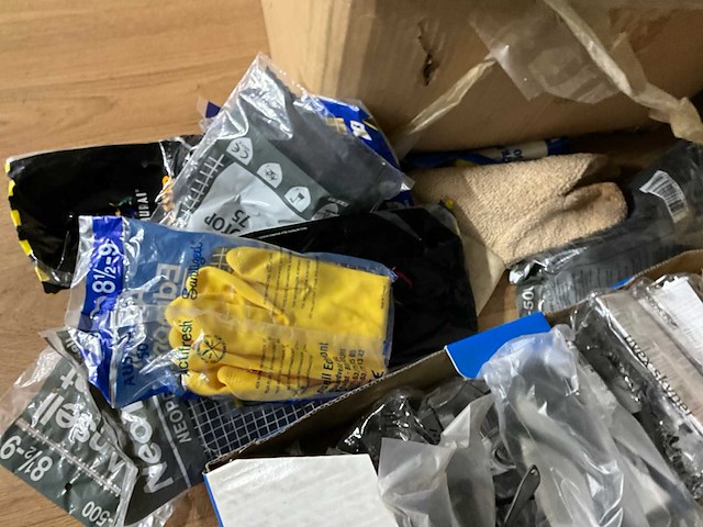 Partij werkkleding & veiligheidsbrillen - afbeelding 6 van  7