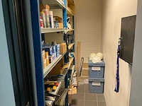 Partij werkplaatsinventaris met stelling