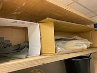 Partij werkplaatsinventaris met stelling - afbeelding 4 van  19