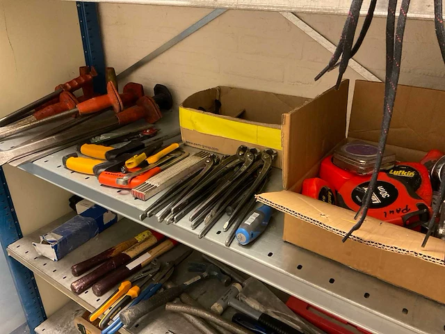 Partij werkplaatsinventaris met stelling - afbeelding 19 van  19