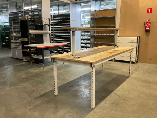 Partij werkplaatsmeubilair en divers - afbeelding 4 van  11