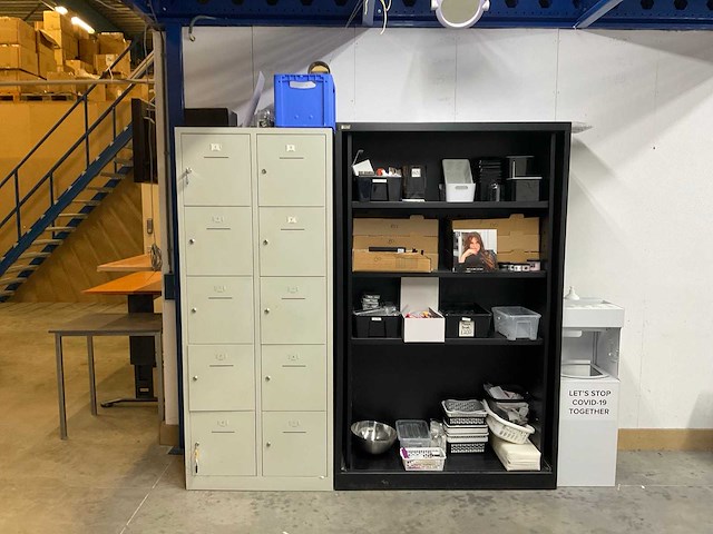 Partij werkplaatsmeubilair en divers - afbeelding 7 van  11