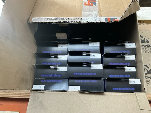 Partij werkschoenen - afbeelding 12 van  15