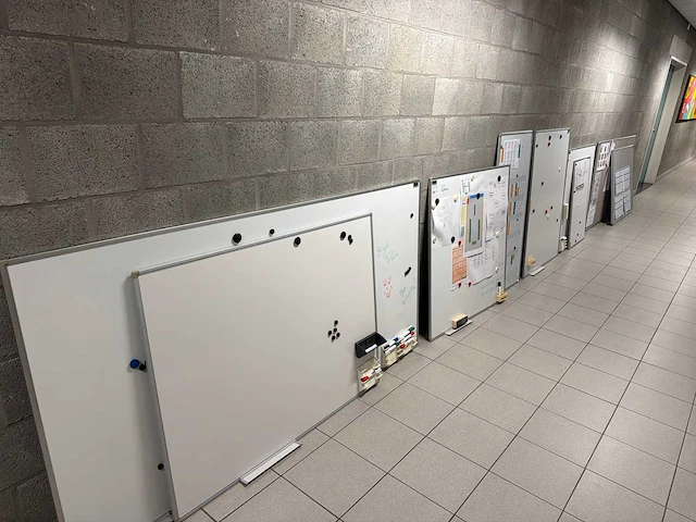 Partij whiteboards/prikboards (9x) - afbeelding 1 van  4