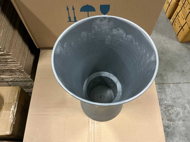 Partij wibo floristik floristvase x-form 35cm (36x) - afbeelding 2 van  5