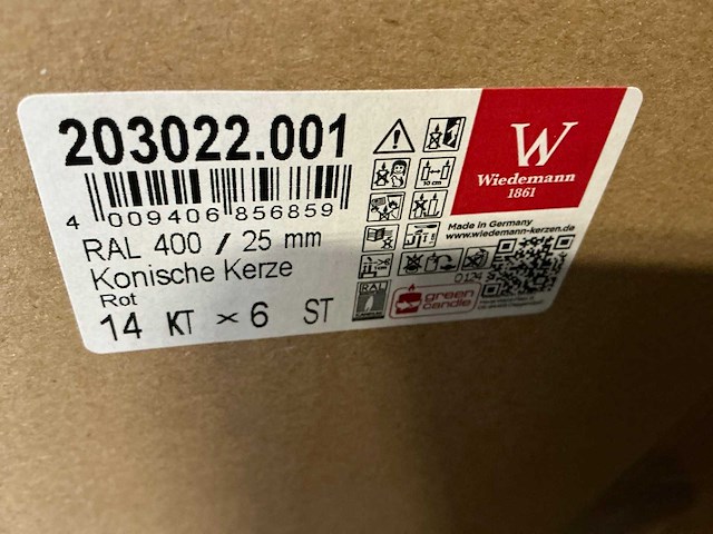Partij wiedemann conische kaarsen 15h rood&wit (672x) - afbeelding 3 van  3