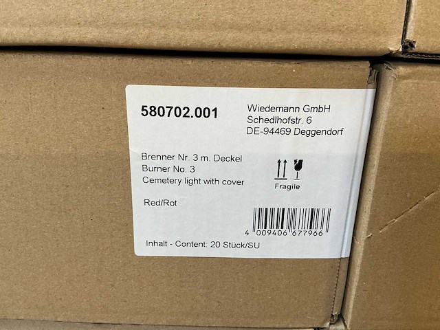 Partij wiedemann grafkaarsen rood met deksels brand 50uur (2300x) - afbeelding 2 van  5