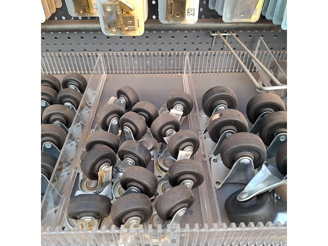 Partij wielen en scharnieren o.a. starx - afbeelding 10 van  34