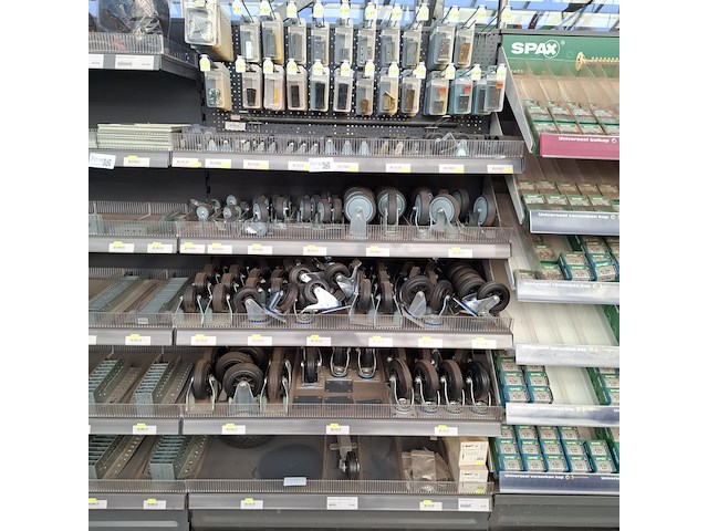 Partij wielen en scharnieren o.a. starx - afbeelding 1 van  34