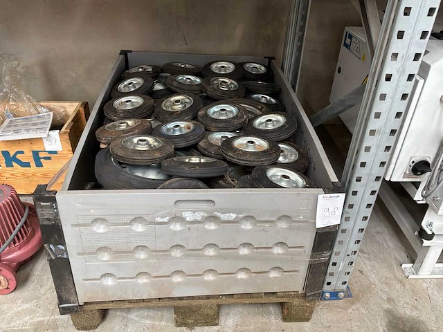 Partij wielen - afbeelding 1 van  2