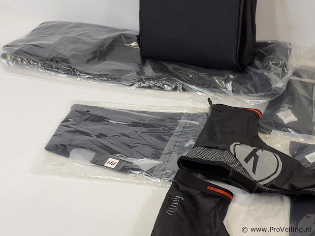 Partij wielrenner kleding - nieuw - afbeelding 5 van  6