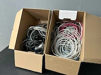 Partij wifi en electronica kabels - afbeelding 1 van  9