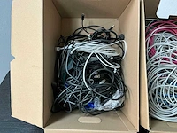 Partij wifi en electronica kabels - afbeelding 5 van  9