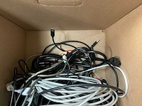 Partij wifi en electronica kabels - afbeelding 8 van  9