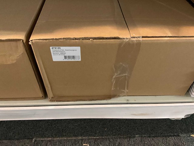 Partij wijn cadeauverpakingen - afbeelding 16 van  48