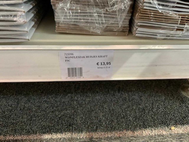 Partij wijn cadeauverpakingen - afbeelding 27 van  48