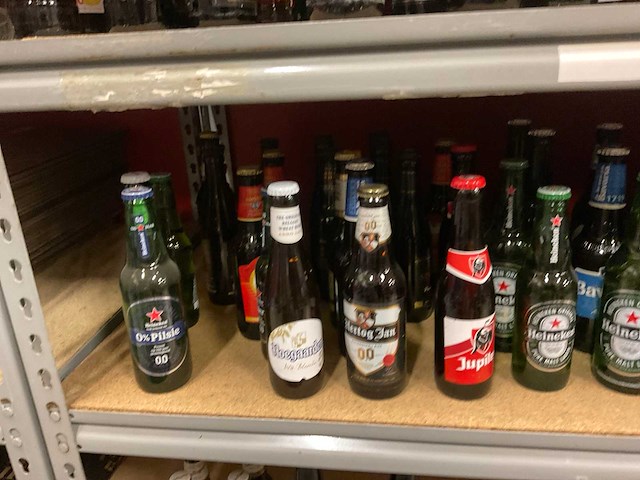Partij wijn, champagne, prosecco, bier - afbeelding 11 van  21