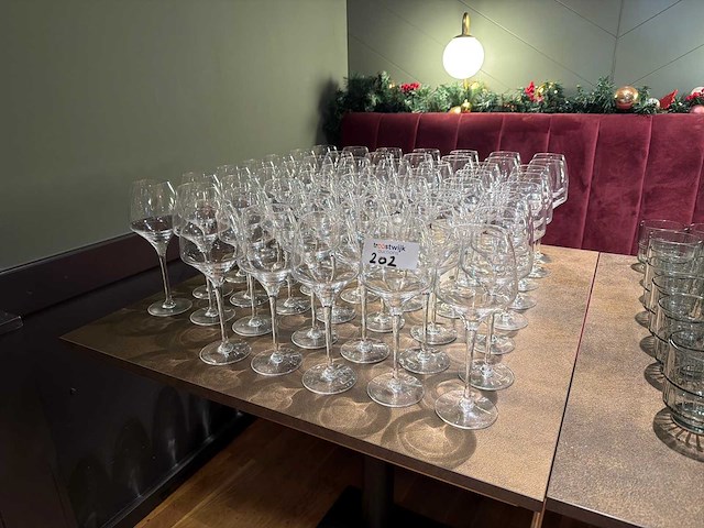 Partij wijnglazen (54x) - afbeelding 2 van  3