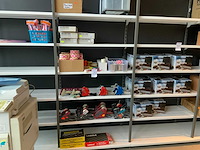 Partij winkel benodigdheden - afbeelding 1 van  6