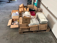 Partij winkel inventaris en inpakmateriaal - afbeelding 4 van  12
