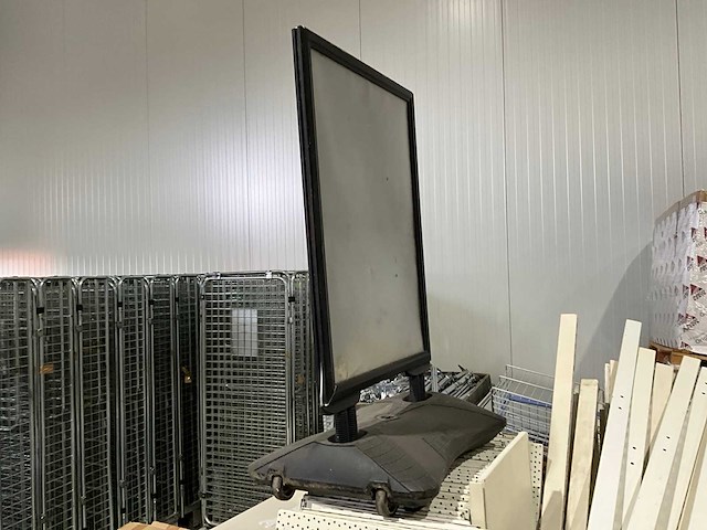 Partij winkel meubilair - afbeelding 9 van  10