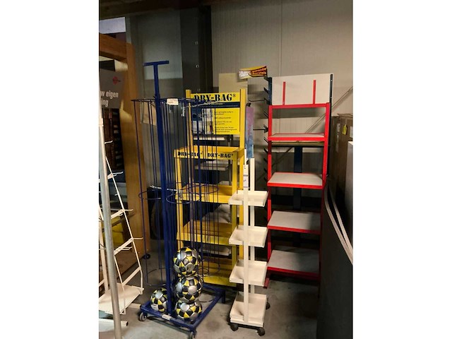 Partij winkeldisplays - afbeelding 6 van  9