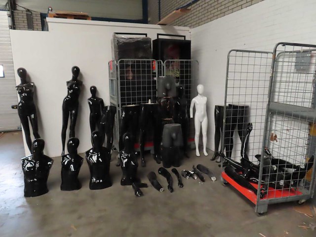 Partij winkelinrichting - afbeelding 1 van  12
