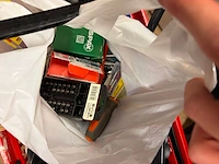 Partij winkelinventaris en handelsgoederen, spax, ti sento en diversen - afbeelding 4 van  20