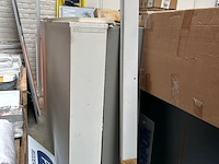 Partij winkelinventaris en toebehoren - afbeelding 12 van  14