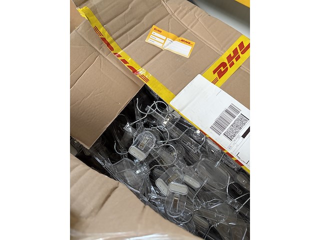 Partij winkelinventaris, kledinghangers en diversen - afbeelding 4 van  14