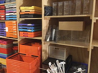 Partij winkelpanden/opbergkratten - afbeelding 4 van  6