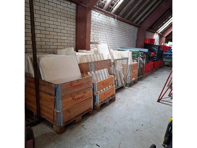 Partij winkelstellingmateriaal - afbeelding 1 van  11