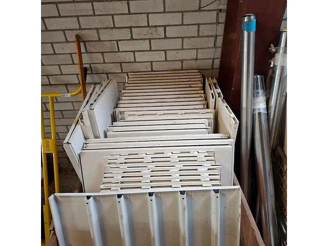 Partij winkelstellingmateriaal - afbeelding 7 van  13