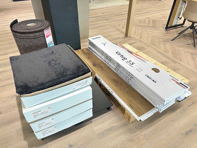 Partij winkelvoorraad - afbeelding 1 van  5