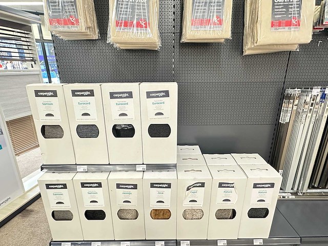 Partij winkelvoorraad - afbeelding 2 van  7