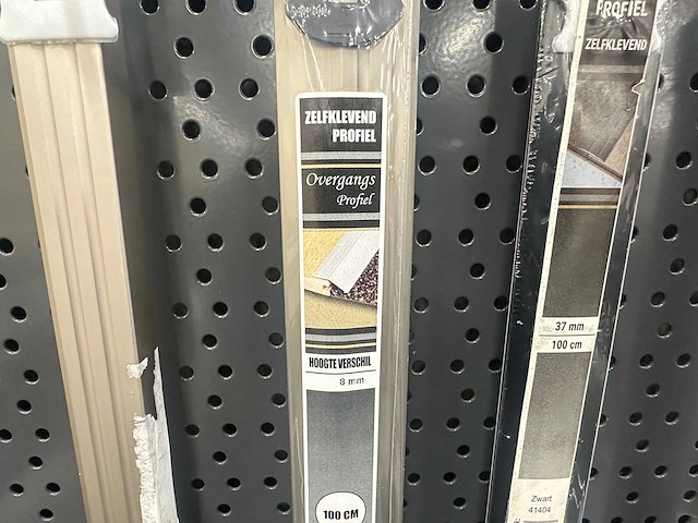 Partij winkelvoorraad - afbeelding 2 van  10