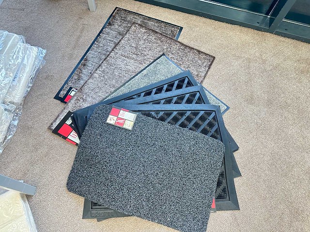 Partij winkelvoorraad - afbeelding 2 van  5