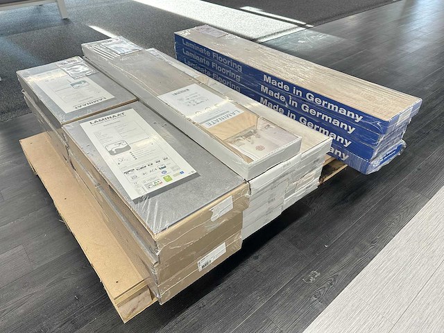 Partij winkelvoorraad - afbeelding 1 van  3