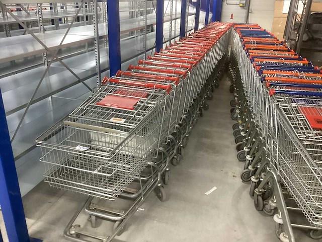Partij winkelwagens (26x) - afbeelding 1 van  3